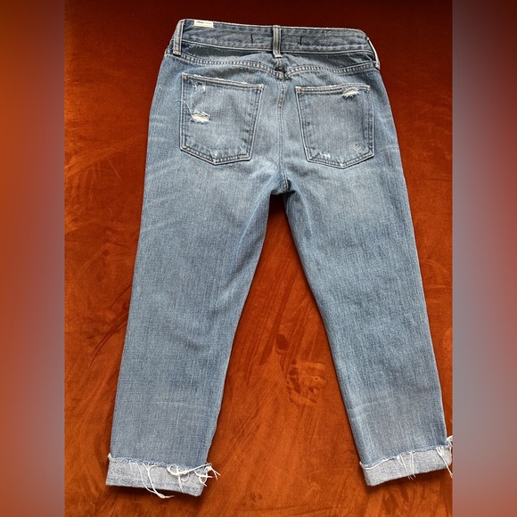 Lovers and Friends Ezra Cropped Embroidered Denim in Rivo Alto. Raw hem. Sz 27 - Picture 5 of 12